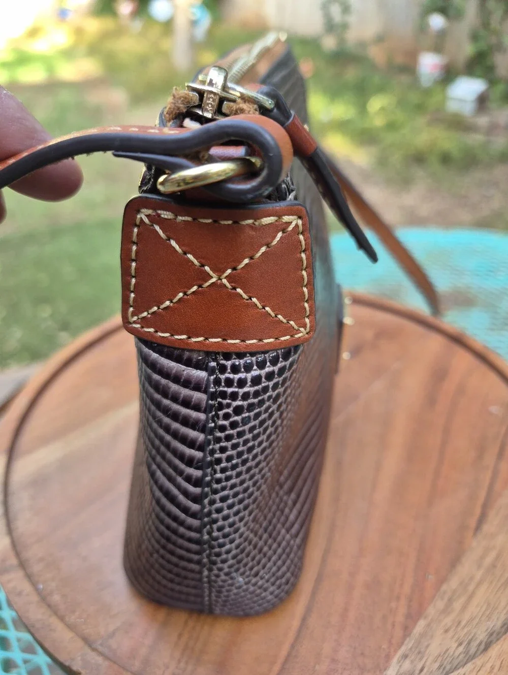 Dooney & Bourke Brown Lizard Embossed Leather Crossbody Bag Red Interior
